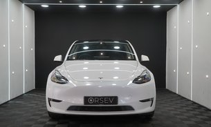 Tesla Model Y LONG RANGE AWD GROK AI Sexy Knob controller Adaptive LEDs Panoramic Roof 8