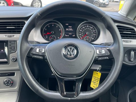 Volkswagen Golf 1.4 TSI BlueMotion Tech SE Euro 5 (s/s) 5dr 27