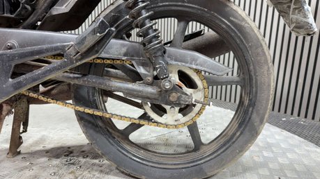 Yamaha YBR 125 2011 GOOD PARTS BIKE PROJECT COMMUTER BIKE 125CC 19