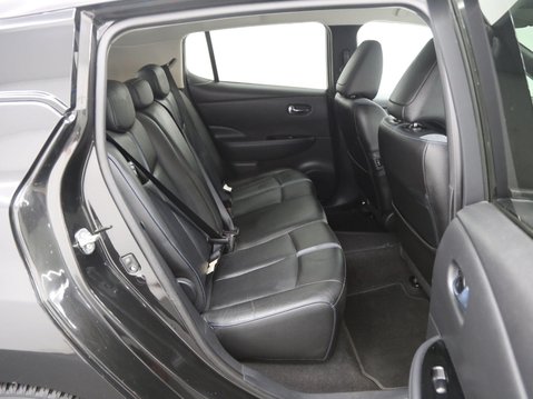 Nissan LEAF 40kWh Tekna Auto 5dr 24