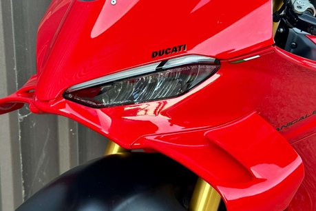 Ducati Panigale V4 1.1 Panigale V4 S 25
