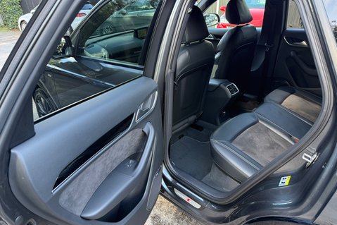 Audi Q3 TDI QUATTRO BLACK EDITION 23