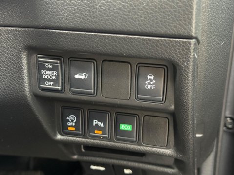 Nissan X-Trail 1.6 dCi Tekna XTRON Euro 5 (s/s) 5dr 97