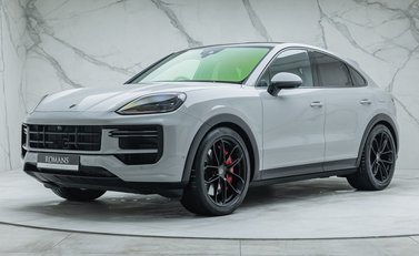 Porsche Cayenne TURBO E-HYBRID COUPE 1