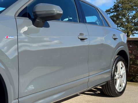 Audi Q2 1.5 TFSI CoD 35 S line S Tronic Euro 6 (s/s) 5dr 8