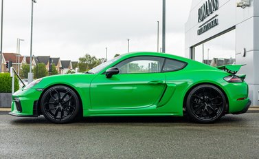 Porsche Cayman GT4 (718) 3