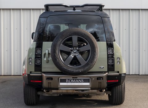 Land Rover Defender 110 X P400 9