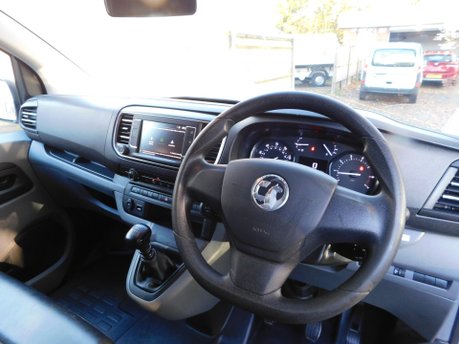 Vauxhall Vivaro 1.5 Turbo D1 2900 DYNAMIC S/S L2H 10