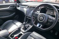 MG ZS EXCLUSIVE T-GDI.. MAIN DEALER SERVICE HISTORY.. STUNNING EXAMPLE 10