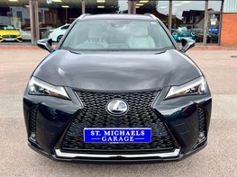 Lexus Ux 2.0 UX 250H F Sport Design 4x2 CVT 5dr 5