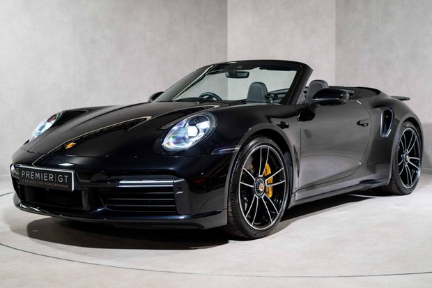 Porsche 911 TURBO S PDK. SPORTS CHRONO. HEATED & VENTILATED SEATS. PCCBS. SPORT EXHAUST 1
