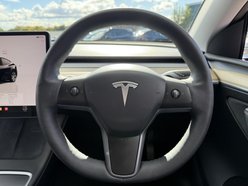 Tesla Model Y (Dual Motor) Long Range SUV 5dr Electric Auto 4WDE (384 bhp) 34
