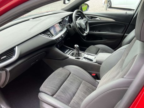 Vauxhall Insignia 1.5 Insignia Ultimate Nav TD 5dr 37