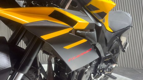 Aprilia Tuono 2025 25 PLATE 15BHP E5 SPORTS BIKE LEARNER ONLY 3K 22