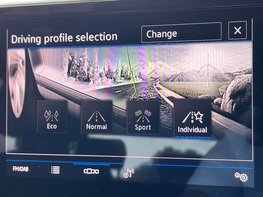 Volkswagen T-Roc 1.5 T-Roc R-Line TSI Semi-Auto 5dr 44