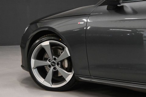 Audi A4 2.0 A4 Black Edition 40 TDI Quattro Semi-Auto 4WD 5dr 47