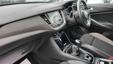 Vauxhall Grandland X GRIFFIN 12