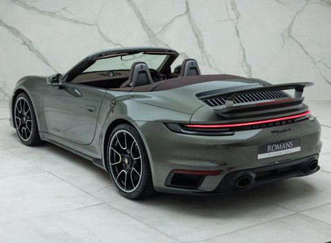 Porsche 911 Turbo S Cabriolet (992) 15