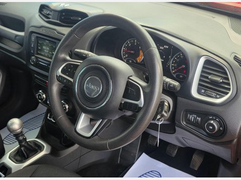 Jeep Renegade 1.6 MultiJetII Sport SUV 5dr Diesel Manual Euro 5 (s/s) (120 ps) 9