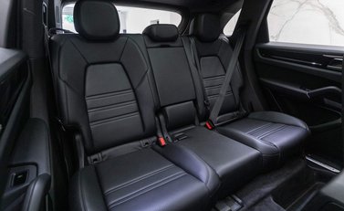 Porsche Cayenne V6 TIPTRONIC 9