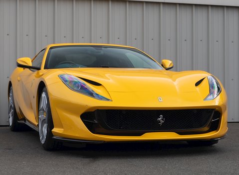 Ferrari 812 Superfast 1