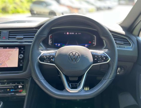 Volkswagen Tiguan 1.5 Tiguan R-Line TSi Semi-Auto 5dr 22