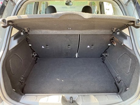 Mini Hatch Cooper D 1.5 Steptronic Automatic Chili / Media XL 5 door - PRO SAT NAV 8