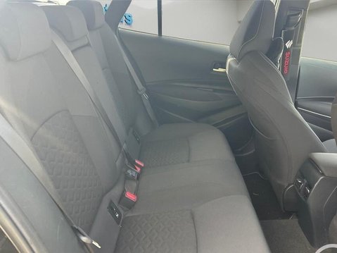 Suzuki Swace 1.8h SZ-T CVT Euro 6 (s/s) 5dr 9