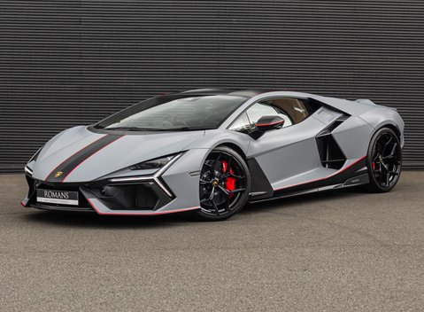 Lamborghini Revuelto 2
