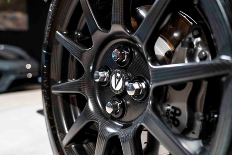 Ariel Atom 4 R 400 BHP. OVER £55K IN EXTRAS. 6-SPEED SEQUENTIAL. CARBON WHEELS & PANELS. 10