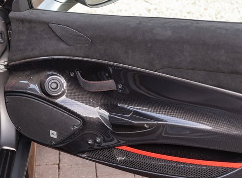 Ferrari 488 Pista 22