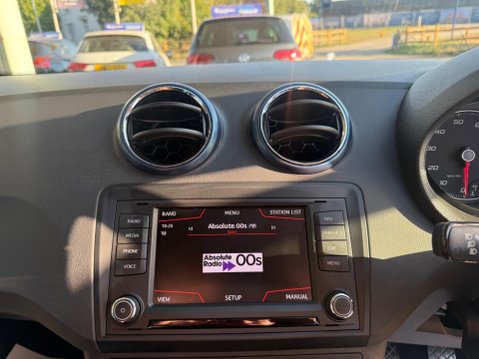 SEAT Ibiza 1.2 TSI Connect Euro 6 5dr 28