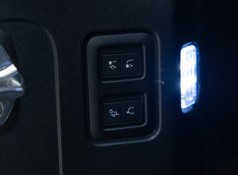 Land Rover Defender 110 OCTA 41