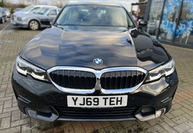 BMW 3 Series 318D SPORT 3
