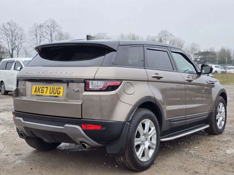 Land Rover Range Rover Evoque 2.0 TD4 SE Tech SUV 5dr Diesel Auto 4WD Euro 6 (s/s) (180 ps) 15