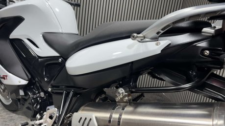BMW F800 2013 ONLY 25K NEW MOT VERY CLEAN SPORTS TOURER 800CC 34