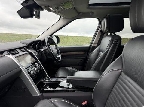 Land Rover Discovery TD6 HSE LUXURY 26