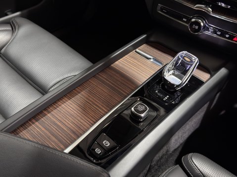 Volvo XC60 B5 ULTIMATE AWD MHEV 63