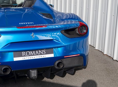 Ferrari 488 Spider 25