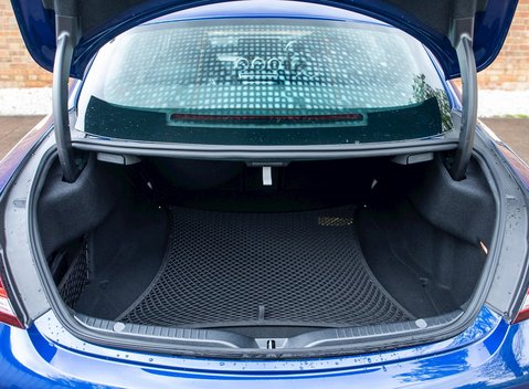 Mercedes-Benz C Class C63 S Coupe 31