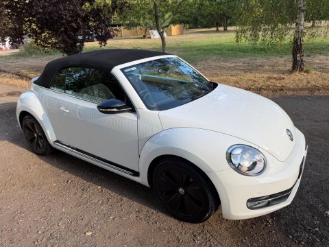 Volkswagen Beetle SPORT TDI BLUEMOTION TECHNOLOGY DSG 9