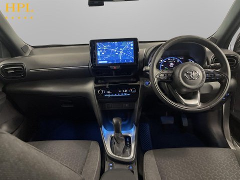 Toyota Yaris Cross 1.5 VVT-h Design SUV 5dr Petrol Hybrid E-CVT Euro 6 (s/s) (116 ps) 19