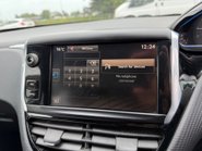 Peugeot 2008 S/S ALLURE 15