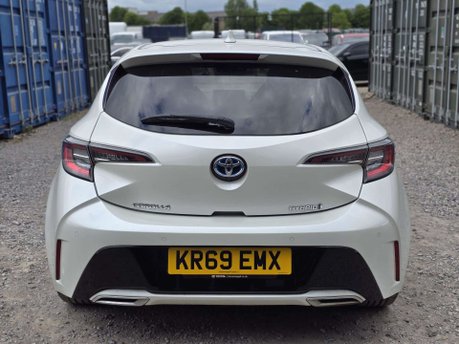 Toyota Corolla 2.0 VVT-h Excel Hatchback 5dr Petrol Hybrid CVT Euro 6 (s/s) (184 ps) 11