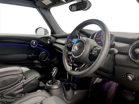 Mini Convertible 2.0 Cooper S Exclusive Convertible 2dr Petrol Steptronic Euro 6 (s/s) (192 12
