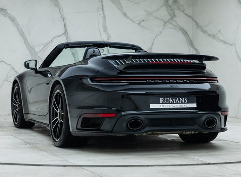 Porsche 911 Turbo S Cabriolet (992) 10