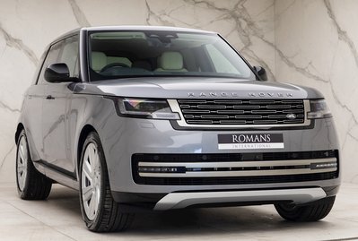 Land Rover Range Rover P400 HSE