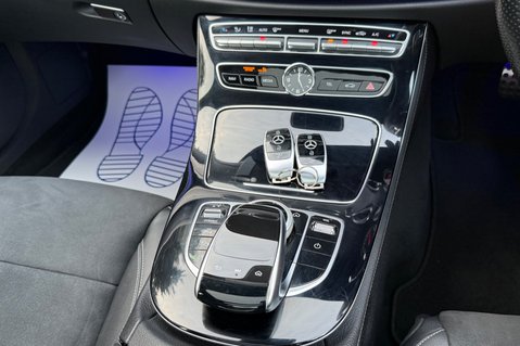 Mercedes-Benz E Class E 220 D AMG LINE PREMIUM - 2 OWNERS - 8 MERCEDES SERVICES - PAN ROOF 10