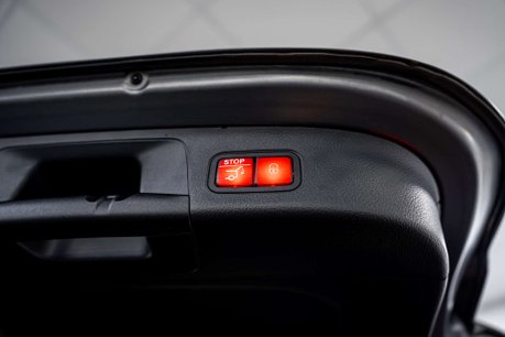 Mercedes-Benz EQA EQA 350 AMG Line Premium Plus 4M 4WD 5dr 19