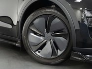 Tesla Model Y ModeL Y Long Range AWD 4WD 5dr 4
